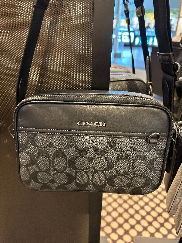 Coach Men Graham Crossbody In Signature Charcoal Black (Pre-Order)