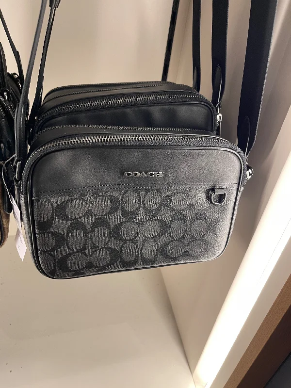 Coach Men Graham Crossbody In Signature Charcoal Black (Pre-Order)