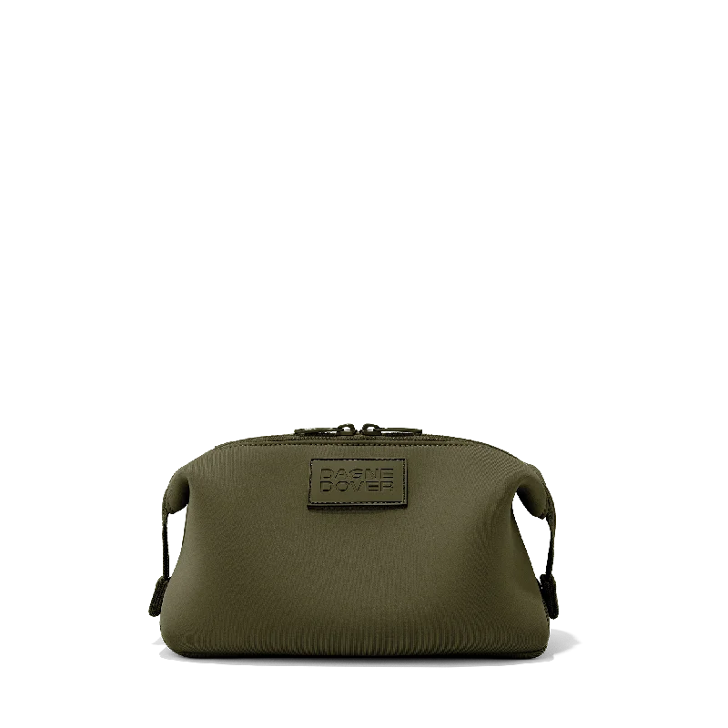 Hunter Toiletry Bag in Dark Moss, Large